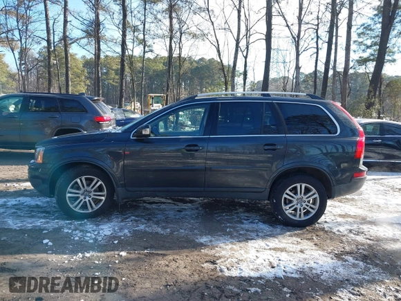 2010 Volvo XC90 I6 with VIN YV4982CZ5A1550406, listed as a IAAI auction lot 41390023 with 205,774 mi miles and . Bid and sale history available at carsss.com. Image 14.