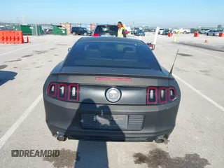 2014 Ford Mustang GT с VIN 1ZVBP8CFXE5254647, выставлен на аукционе IAAI как лот 42201914 с пробегом 95 133 миль миль и . История ставок и продаж доступна на DreamBid. Изображение 17.