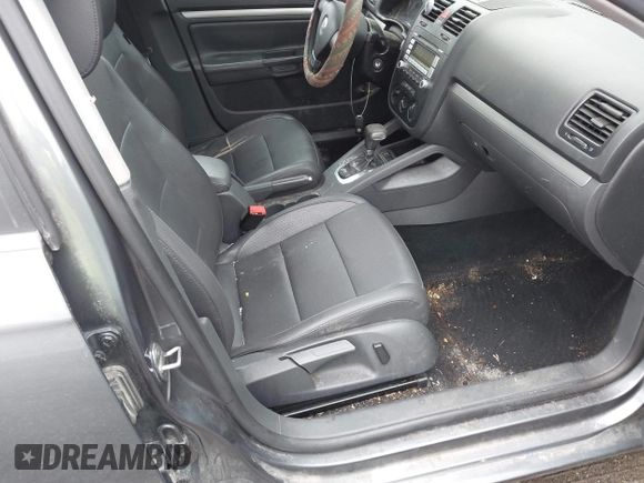 2009 Volkswagen Jetta SE with VIN 3VWRM71K19M049963, listed as a IAAI auction lot 42279906 with 157,290 mi miles and . Bid and sale history available at DreamBid. Image 5.