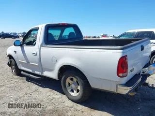 2001 Ford F-150 XL z VIN 1FTRF17W61NB22632, wystawiony jako IAAI lot #41824156 z przebiegiem Nie podano mil oraz . Historia ofert i sprzedaży dostępna na DreamBid. Obrazek 3.