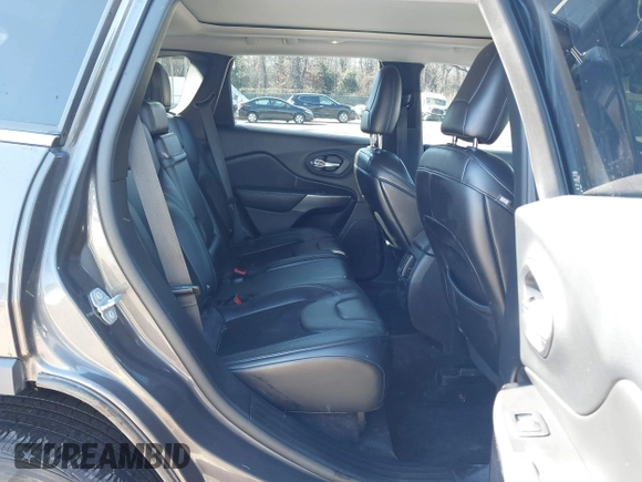 2019 Jeep Cherokee Altitude with VIN 1C4PJMLN7KD194094, listed as a IAAI auction lot 41547315 with 74,123 mi miles. Bid and sale history available at carsss.com. Image 8.