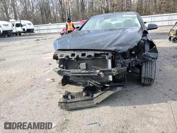 2018 Hyundai Sonata Limited with VIN 5NPE34AFXJH615165, listed as a Copart auction lot 83591704 with 84,567 mi miles and Salvage Title. Bid and sale history available at DreamBid. Image 10.