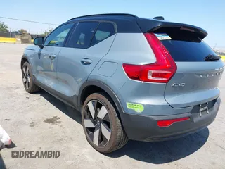 2023 Volvo XC40 Ultimate с VIN YV4ED3UM9P2004004, выставлен на аукционе IAAI как лот 42518982 с пробегом 33 775 миль миль и . История ставок и продаж доступна на DreamBid. Изображение 3.
