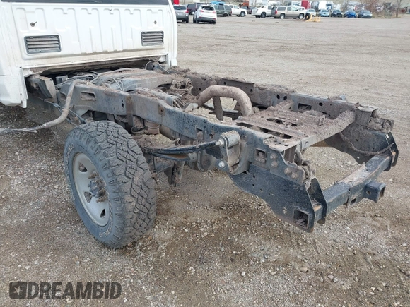 2017 Ford Super Duty F-250 SRW XL with VIN 1FD7W2B69HEC90498, listed as a IAAI auction lot 42032220 with 1 mi miles. Bid and sale history available at carsss.com. Image 6.