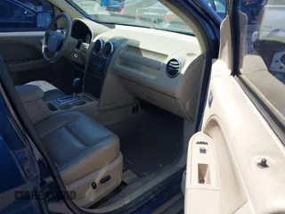2005 Ford Freestyle Limited с VIN 1FMDK06185GA07090, выставлен на аукционе IAAI как лот 42431038 с пробегом Не указан миль и . История ставок и продаж доступна на DreamBid. Изображение 5.