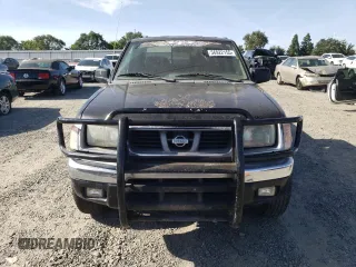 2000 Nissan Frontier XE z VIN 1N6ED27Y3YC324102, wystawiony jako Copart lot #56922155 z przebiegiem 202 233 mil mil oraz Szkoda całkowita • Salvage title. Historia ofert i sprzedaży dostępna na DreamBid. Obrazek 5.