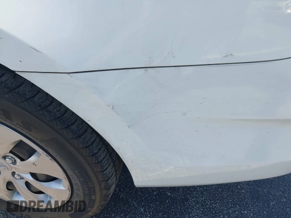 2017 Hyundai Accent SE z VIN KMHCT4AE7HU222363, wystawiony jako IAAI lot #42310268 z przebiegiem 122 940 mil mil oraz . Historia ofert i sprzedaży dostępna na DreamBid. Obrazek 12.