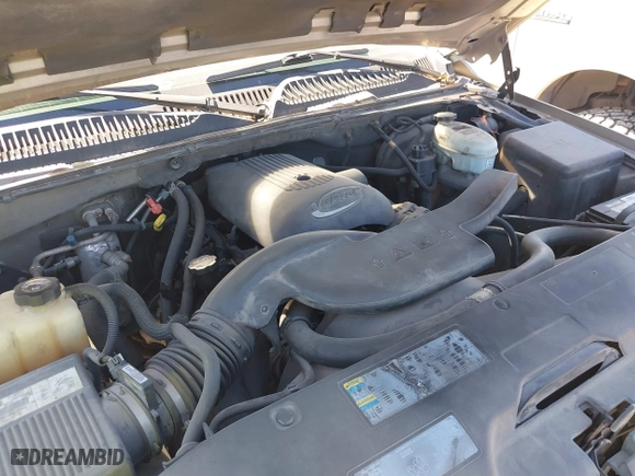 2003 Chevrolet Tahoe LS with VIN 1GNEC13V03R302664, listed as a IAAI auction lot 41772648 with 270,634 mi miles. Bid and sale history available at carsss.com. Image 10.