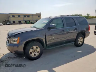 2010 Chevrolet Tahoe LT z VIN 1GNUKBE00AR111538, wystawiony jako Copart lot #57260515 z przebiegiem 199 361 mil mil oraz Szkoda całkowita • Salvage title. Historia ofert i sprzedaży dostępna na DreamBid. Obrazek 1.