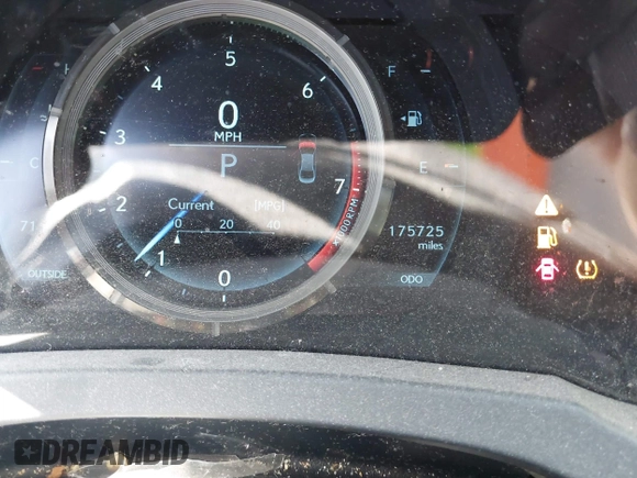2015 Lexus IS with VIN JTHBF1D22F5055567, listed as a IAAI auction lot 41928372 with 175,725 mi miles. Bid and sale history available at carsss.com. Image 7.