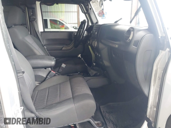 2012 Jeep Wrangler Unlimited Sport с VIN 1C4BJWDGXCL154296, выставлен на аукционе IAAI как лот 42748480 с пробегом 100 921 миль миль и . История ставок и продаж доступна на DreamBid. Изображение 5.