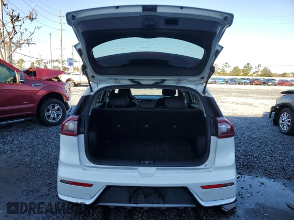 2019 Kia Niro LX with VIN KNDCB3LC2K5346717, listed as a Copart auction lot 45313825 with 122,338 mi miles and Salvage Title. Bid and sale history available at DreamBid. Image 6.