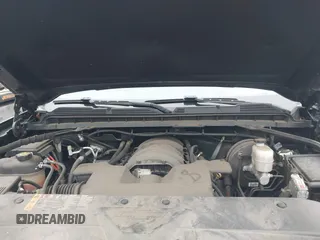 2018 Chevrolet Silverado 1500 LT with VIN 3GCUKREC5JG460979, listed as a IAAI auction lot 41741667 with 122,931 mi miles. Bid and sale history available at carsss.com. Image 10.