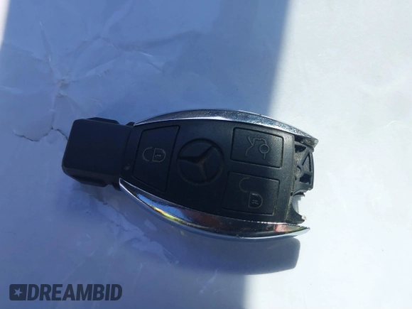 2000 Mercedes-Benz S 320/430/500 z VIN WDBNG70J9YA044313, wystawiony jako IAAI lot #41773427 z przebiegiem Nie podano mil oraz . Historia ofert i sprzedaży dostępna na DreamBid. Obrazek 11.