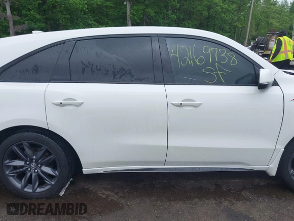 2019 Acura MDX Technology with VIN 5J8YD4H05KL014871, listed as a IAAI auction lot 42169738 with 96,599 mi miles and . Bid and sale history available at DreamBid. Image 14.