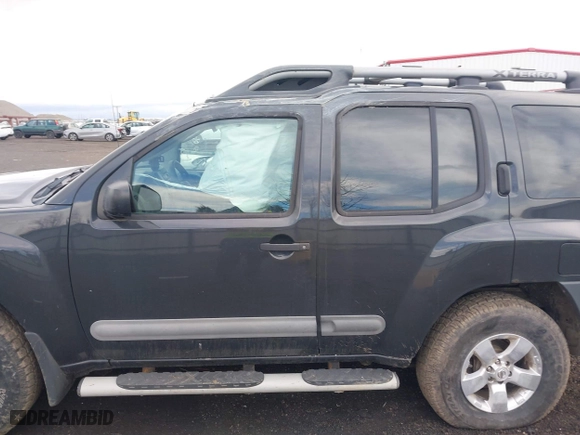 2011 Nissan Xterra Pro-4X with VIN 5N1AN0NW1BC516142, listed as a IAAI auction lot 41658077 with 178,443 mi miles. Bid and sale history available at carsss.com. Image 15.