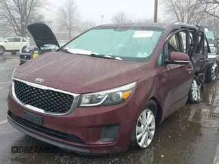 2016 Kia Sedona LX with VIN KNDMB5C17G6144987, listed as a IAAI auction lot 41569757 with 164,539 mi miles. Bid and sale history available at carsss.com. Image 17.