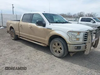 2015 Ford F-150 XLT w/HD Payload Pkg with VIN 1FTFW1EF3FFB70225, listed as a IAAI auction lot 41890185 with 169,564 mi miles. Bid and sale history available at carsss.com. Image 1.