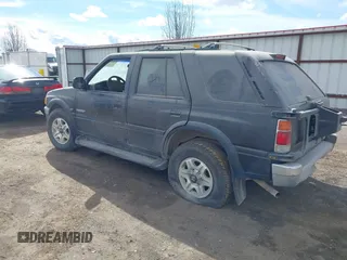 1996 Honda Passport z VIN 4S6CM58V7T4413421, wystawiony jako IAAI lot #41870561 z przebiegiem 221 905 mil mil oraz . Historia ofert i sprzedaży dostępna na DreamBid. Obrazek 3.