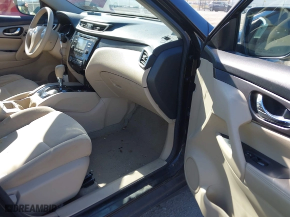 2015 Nissan Rogue SV with VIN KNMAT2MV0FP522057, listed as a IAAI auction lot 41673578 with 139,650 mi miles. Bid and sale history available at carsss.com. Image 5.