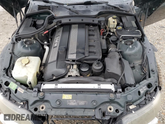 2000 BMW Z3 2.8 z VIN 4USCH3341YLF43502, wystawiony jako Copart lot #44773415 z przebiegiem 168 390 mil mil oraz Szkoda całkowita • Salvage title. Historia ofert i sprzedaży dostępna na DreamBid. Obrazek 12.
