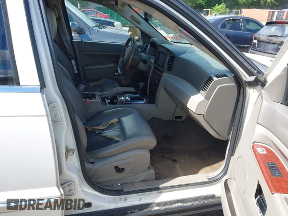 2006 Jeep Grand Cherokee Limited with VIN 1J8HR58N36C130599, listed as a IAAI auction lot 42333038 with 279,074 mi miles and . Bid and sale history available at DreamBid. Image 5.