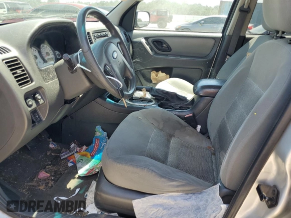 2005 Ford Escape XLT with VIN 1FMYU931X5KC50904, listed as a Copart auction lot 63425805 with 210,347 mi miles and Clean title. Bid and sale history available at DreamBid. Image 7.