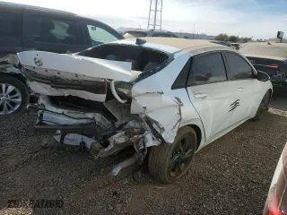 2021 Hyundai Elantra SEL with VIN 5NPLM4AG1MH022604, listed as a Copart auction lot 42747095 with 87,256 mi miles and Salvage Title. Bid and sale history available at carsss.com. Image 3.