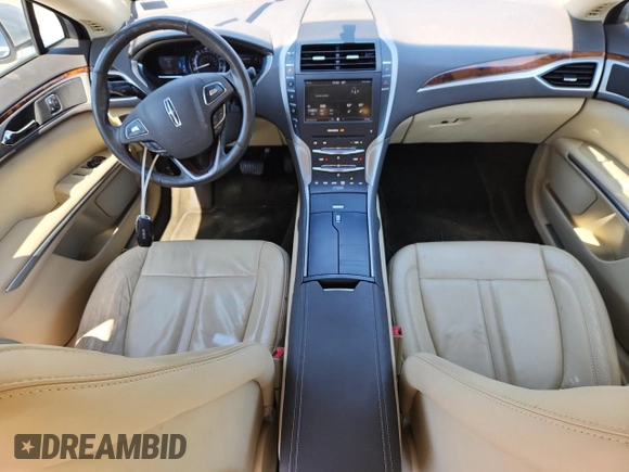 2014 Lincoln MKZ Hybrid z VIN 3LN6L2LU6ER819769, wystawiony jako Copart lot #65645965 z przebiegiem 142 623 mil mil oraz Szkoda całkowita • Salvage title. Historia ofert i sprzedaży dostępna na DreamBid. Obrazek 8.