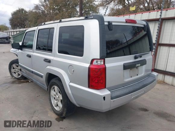 2006 Jeep Commander z VIN 1J8HH48K16C346762, wystawiony jako IAAI lot #40938740 z przebiegiem 348 396 mil mil oraz . Historia ofert i sprzedaży dostępna na DreamBid. Obrazek 3.