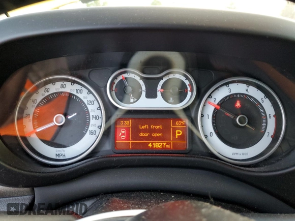 2014 FIAT 500L Trekking with VIN ZFBCFADH2EZ016949, listed as a Copart auction lot 80156724 with 41,827 mi miles and Clean Title. Bid and sale history available at carsss.com. Image 9.