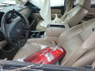 2007 Chevrolet Silverado 1500 LTZ with VIN 2GCEK13M571690962, listed as a Copart auction lot 88044285 with 204,980 mi miles and Salvage Title. Bid and sale history available at carsss.com. Image 7.