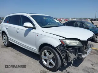 2015 Audi Q7 S line Prestige with VIN WA1DGAFE5FD028605, listed as a IAAI auction lot 42313627 with 143,287 mi miles and . Bid and sale history available at DreamBid. Image 1.