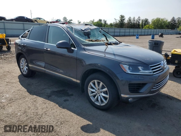 2015 Volkswagen Touareg Lux с VIN WVGEP9BP6FD003059, выставлен на аукционе Copart как лот 59670505 с пробегом 162 945 миль миль и Списание • Salvage title. История ставок и продаж доступна на DreamBid. Изображение 4.