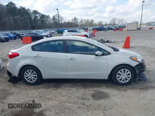 2015 Kia Forte LX with VIN KNAFK4A68F5364092, listed as a IAAI auction lot 41812358 with 100,682 mi miles. Bid and sale history available at carsss.com. Image 14.