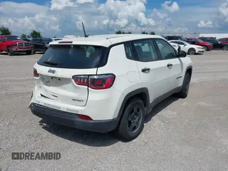 2018 Jeep Compass Sport with VIN 3C4NJCAB1JT151695, listed as a IAAI auction lot 42475636 with 77,607 mi miles and . Bid and sale history available at DreamBid. Image 4.