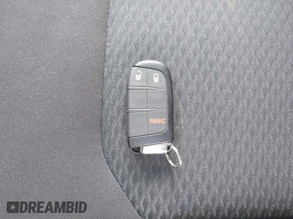 2025 Jeep Compass Sport with VIN 3C4NJDAN9ST516030, listed as a IAAI auction lot 41471666 with 2,094 mi miles and . Bid and sale history available at DreamBid. Image 11.