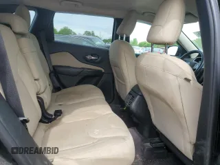 2017 Jeep Cherokee Latitude z VIN 1C4PJLCB9HW540899, wystawiony jako Copart lot #58248955 z przebiegiem 131 871 mil mil oraz Szkoda całkowita • Salvage title. Historia ofert i sprzedaży dostępna na DreamBid. Obrazek 11.