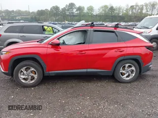 2022 Hyundai Tucson SEL z VIN 5NMJBCAE3NH039019, wystawiony jako IAAI lot #42187469 z przebiegiem 24 126 mil mil oraz . Historia ofert i sprzedaży dostępna na DreamBid. Obrazek 14.