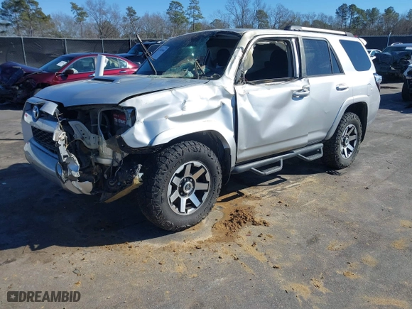 2017 Toyota 4Runner SR5 with VIN JTEBU5JR1H5437698, listed as a IAAI auction lot 41405844 with 117,667 mi miles. Bid and sale history available at carsss.com. Image 2.