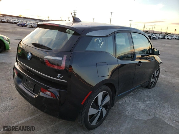 2019 BMW i3 with VIN WBY8P2C56K7E87976, listed as a Copart auction lot 67334132 with NaN miles. Bid and sale history available at carsss.com. Image 3.