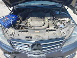 2014 Mercedes-Benz C-Class C 250 Sport with VIN WDDGF4HB5EA964773, listed as a IAAI auction lot 42098638 with 113,333 mi miles. Bid and sale history available at carsss.com. Image 10.