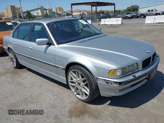 2001 BMW 7 Series 740iL z VIN WBAGH83431DP27760, wystawiony jako IAAI lot #42461705 z przebiegiem Nie podano mil oraz . Historia ofert i sprzedaży dostępna na DreamBid. Obrazek 1.