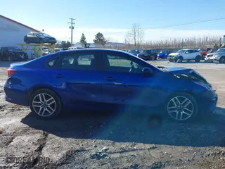 2019 Kia Forte S with VIN 3KPF34AD1KE021427, listed as a IAAI auction lot 41741337 with 285,620 mi miles. Bid and sale history available at carsss.com. Image 13.