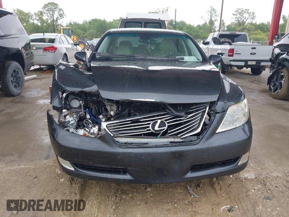 2007 Lexus LS 460 z VIN JTHBL46F275041387, wystawiony jako IAAI lot #42417384 z przebiegiem 154 787 mil mil oraz . Historia ofert i sprzedaży dostępna na DreamBid. Obrazek 6.