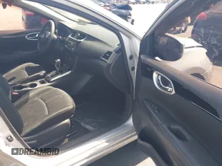 2018 Nissan Sentra SV z VIN 3N1AB7AP6JL640210, wystawiony jako IAAI lot #42287203 z przebiegiem 67 060 mil mil oraz . Historia ofert i sprzedaży dostępna na DreamBid. Obrazek 5.
