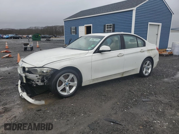 2013 BMW 3 Series 328i xDrive with VIN WBA3B5C58DF595000, listed as a Copart auction lot 86827524 with 0 mi miles and Clean Title. Bid and sale history available at carsss.com. Image 1.