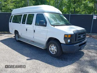 2014 Ford Econoline Passenger XL z VIN 1FBSS3BL5EDA36962, wystawiony jako IAAI lot #42144960 z przebiegiem 90 490 mil mil oraz . Historia ofert i sprzedaży dostępna na DreamBid. Obrazek 1.