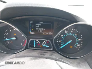2016 Ford Escape SE z VIN 1FMCU9GX2GUA47702, wystawiony jako IAAI lot #42160145 z przebiegiem 90 765 mil mil oraz . Historia ofert i sprzedaży dostępna na DreamBid. Obrazek 7.