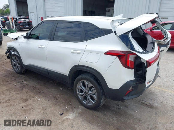 2024 Kia Seltos LX with VIN KNDEPCAA2R7482131, listed as a IAAI auction lot 42366229 with 24,159 mi miles and . Bid and sale history available at DreamBid. Image 3.